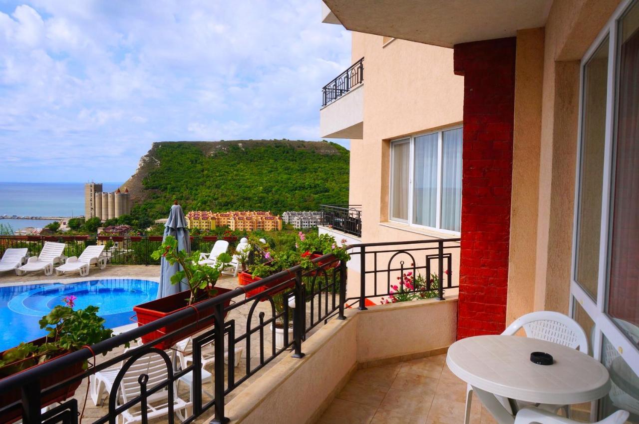 Апартаменти Свети Георги - Saint George Apartments كافارنا المظهر الخارجي الصورة