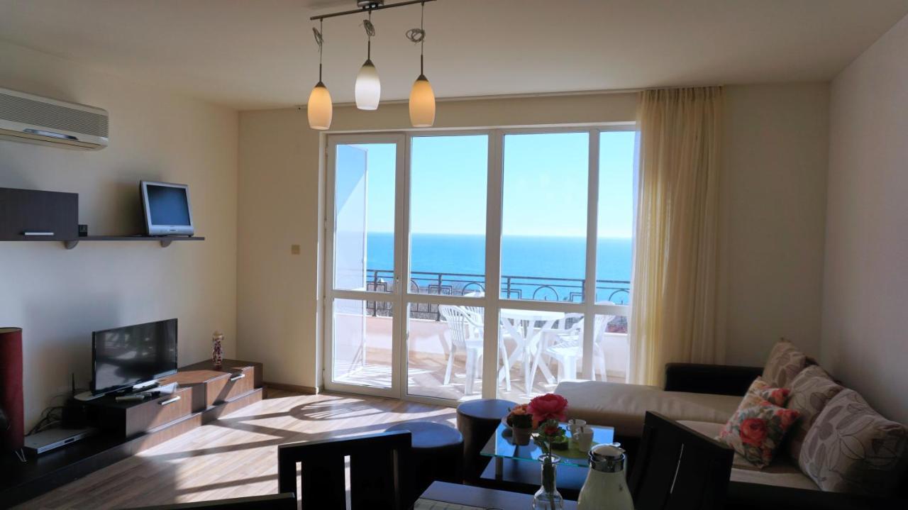 Апартаменти Свети Георги - Saint George Apartments كافارنا المظهر الخارجي الصورة