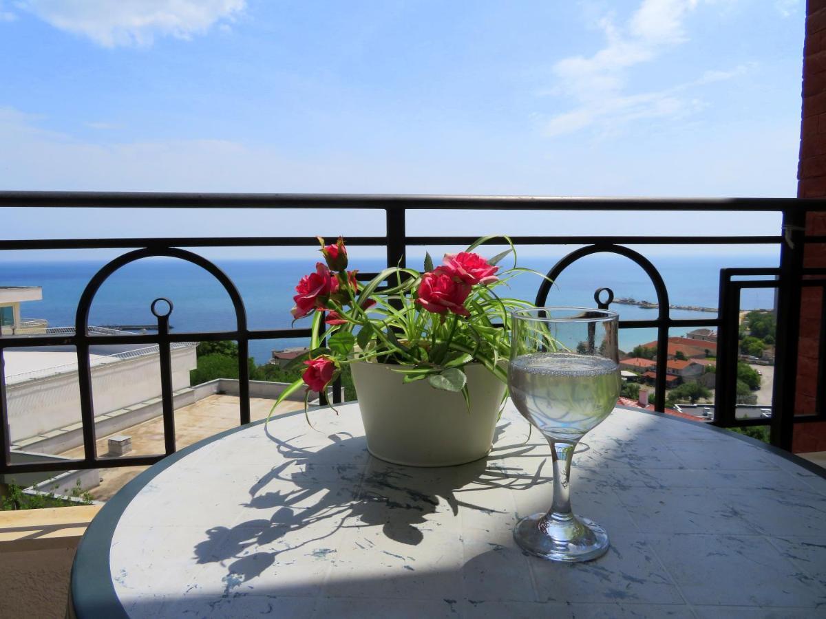 Апартаменти Свети Георги - Saint George Apartments كافارنا المظهر الخارجي الصورة