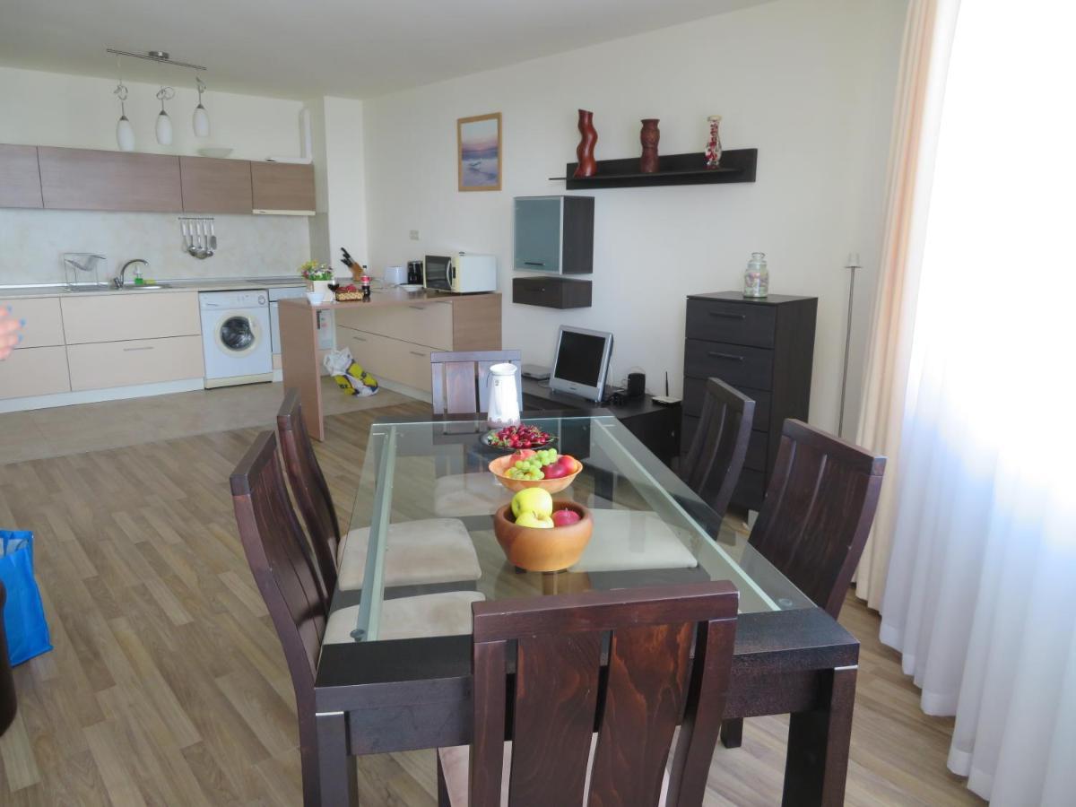 Апартаменти Свети Георги - Saint George Apartments كافارنا المظهر الخارجي الصورة